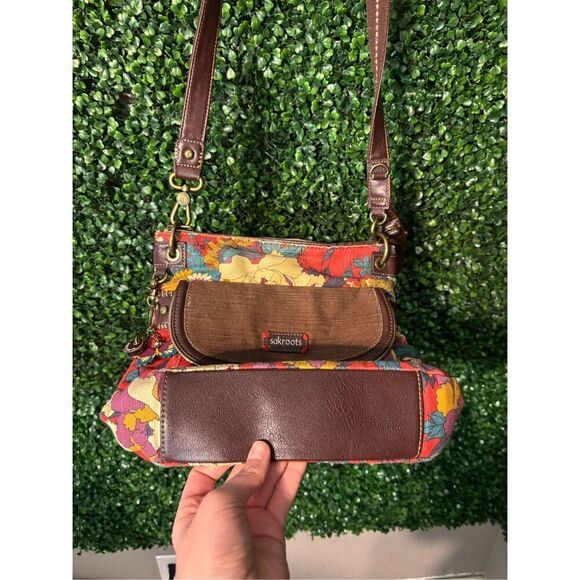 Sakroots Crossbody Peace Bag Satchel Floral - Picture 2 of 9